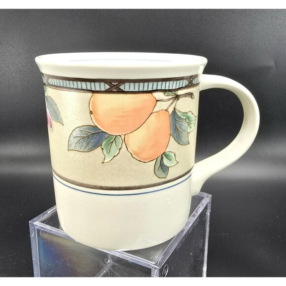 Mikasa Intaglio Garden Harvest Ceramic Mug Dishwasher & Microwave Safe JJ3831 - Picture 1 of 7